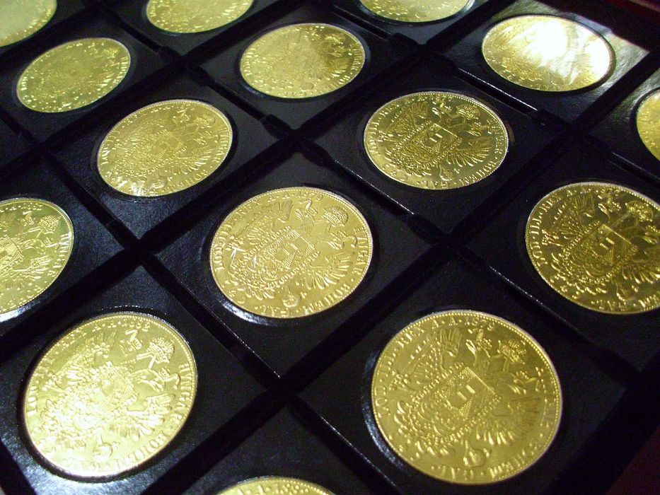 Златни Монети от Стара Колекция