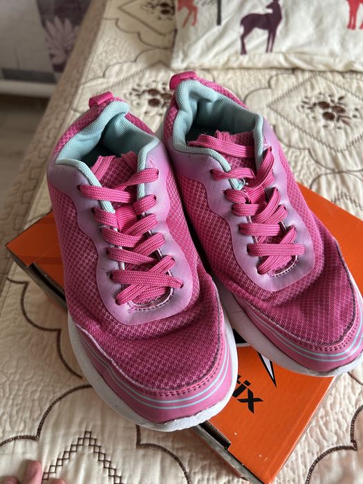 Кросовки для девочек