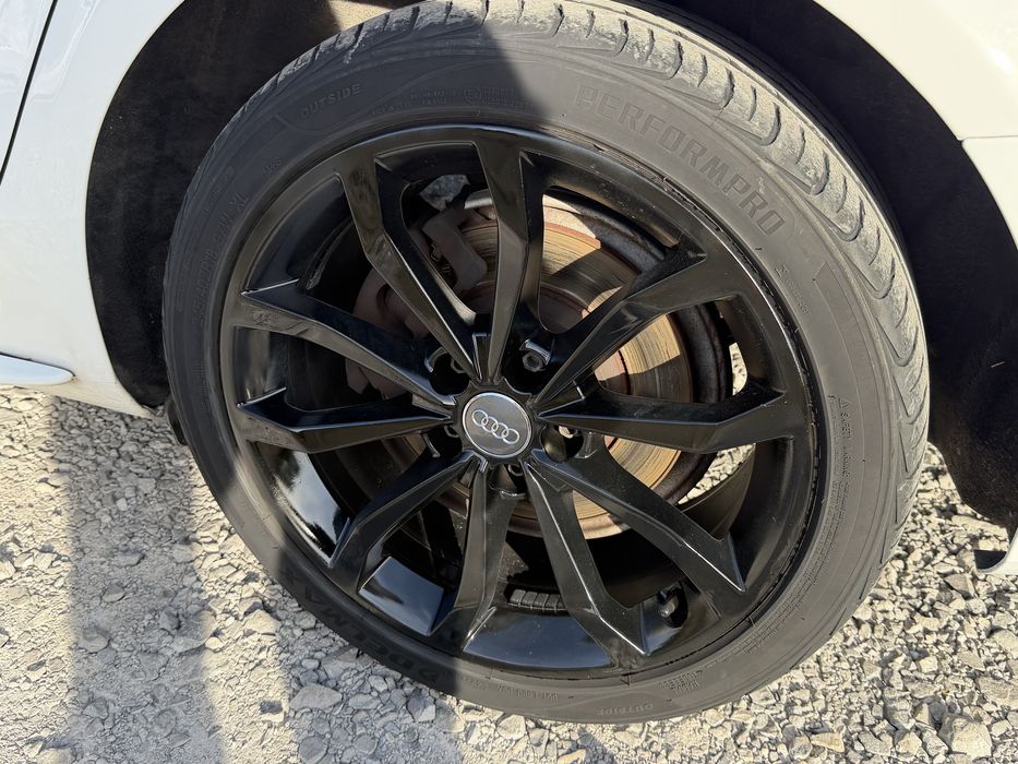 Audi A4 b8.5 Sline 2.0tdi на ЧАСТИ, Ауди