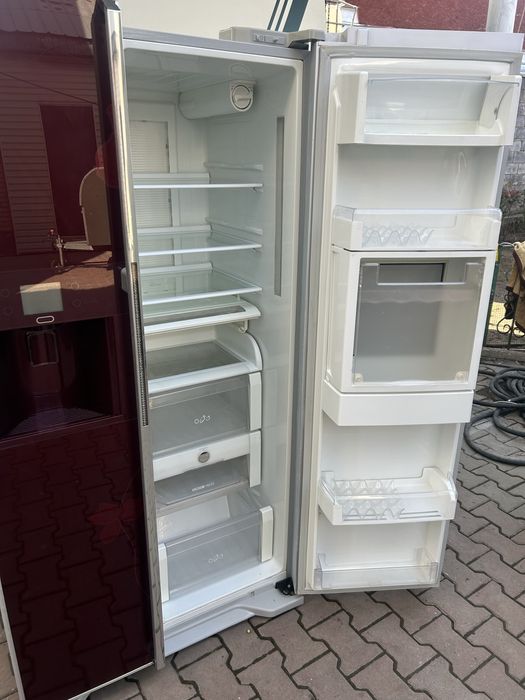 Холодильник LG с кристаллами