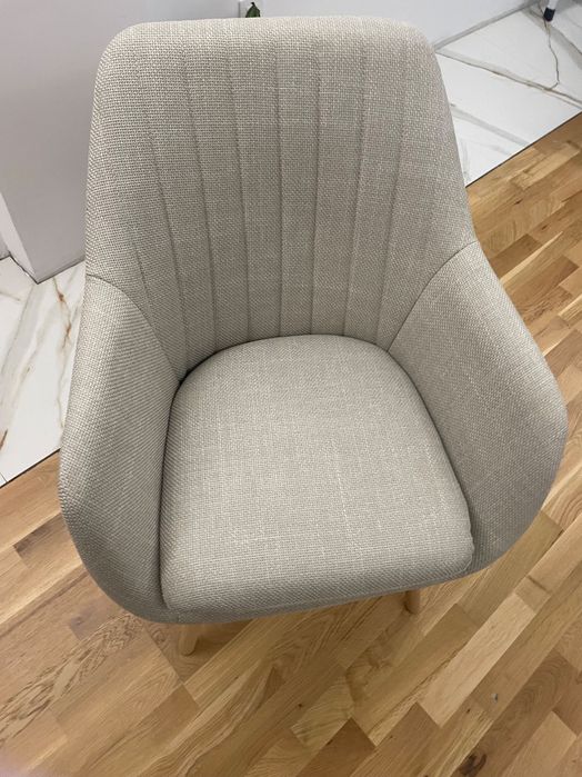 Трапезни столове