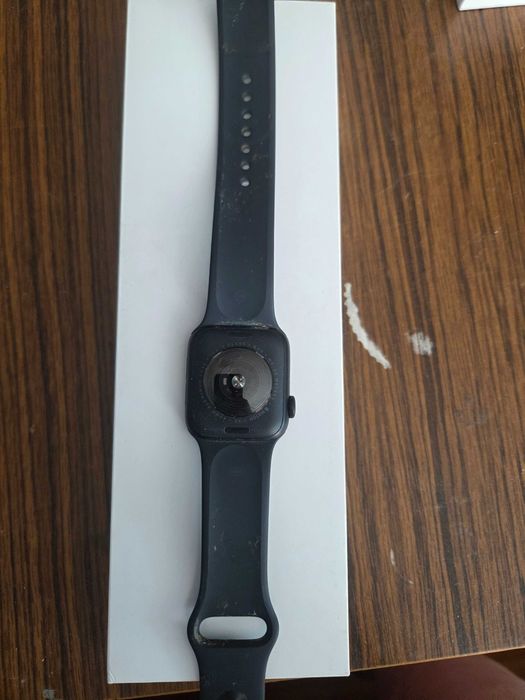 Продавам Смарт часовник apple