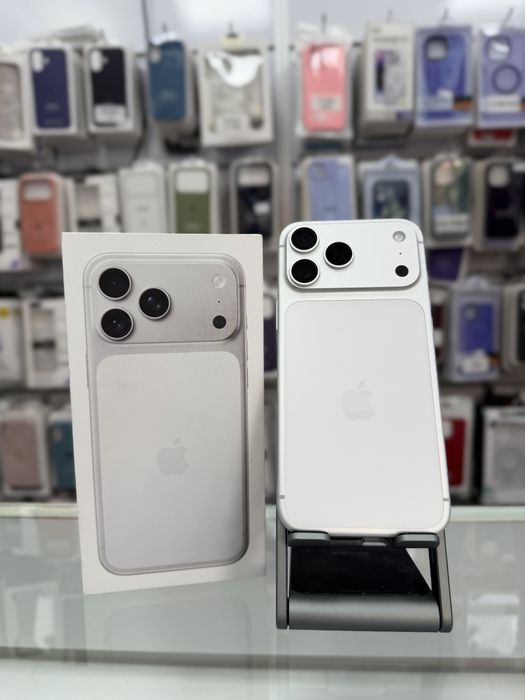 Iphone 17 Pro Max  - Memorie 256GB - Sanatate baterie 100% - DeBi GSM Mobile