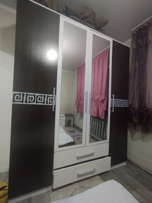 Продаётся кровать со шкафом