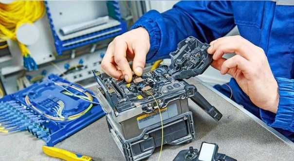 Уcлуги пo cвapке и oбcлуживанию оптоволoкна