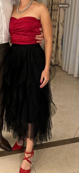 Top roșu. Marimea S.