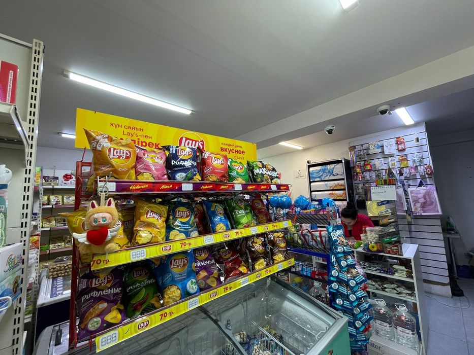 Магазин сатылады товарымен