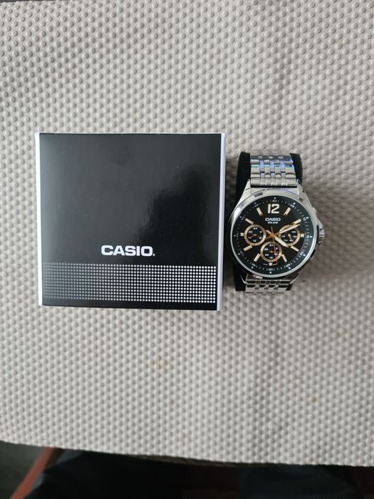 Продам наручные мужские часы