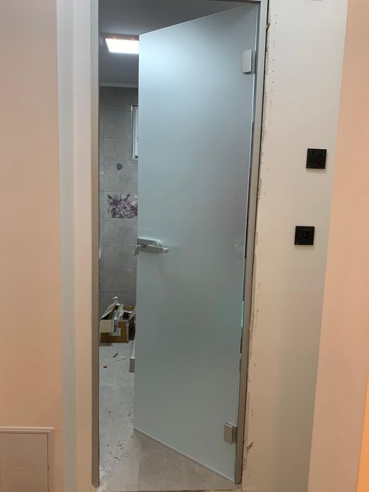 Oglinzi, Sticlă Securizată – Balustrade, Cabine Duș, Oglinda Led Ai