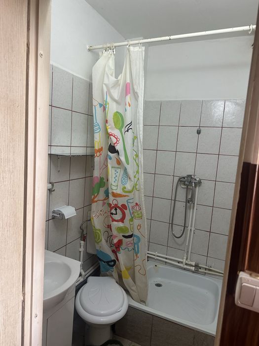 Garsoniera   De vanzare