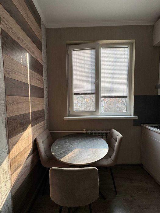 Чиланзар 3 квартал вторичка 1/4/4 евро квартира 30м2: ПРОДАЖА