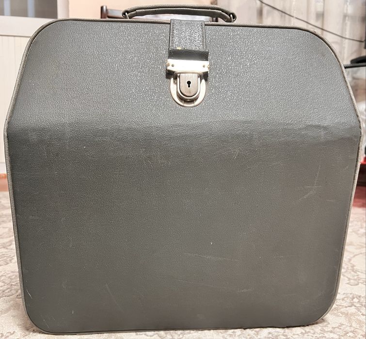 Пишущая машинка « Erika »