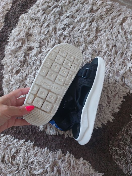 Сандали adidas, адидас