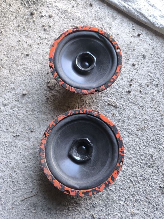 Колонки круги ,,овалы.андроид магнитола