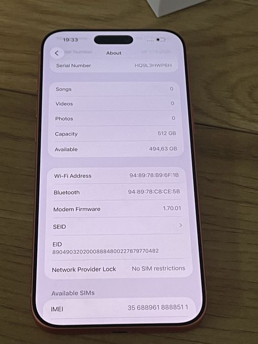 Бартер като нов iPhone 17 pro max 512gb 90 cycles 100%