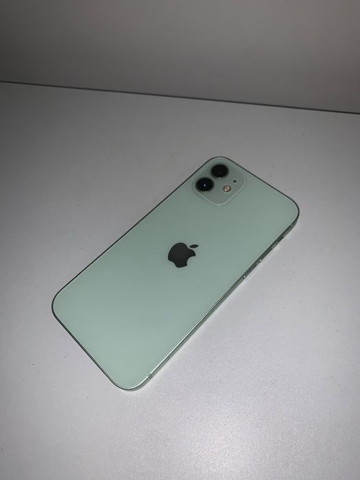 Продается iPhone 12