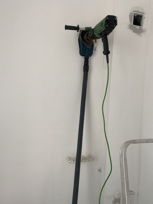 Găuri Profesionale în Beton, Cărămidă, BCA – Curat și Rapid!