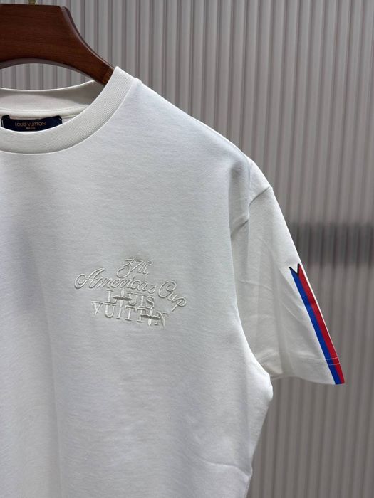 Oferta! Tricou LV.Calitate luxury si model rar.Toate marimile