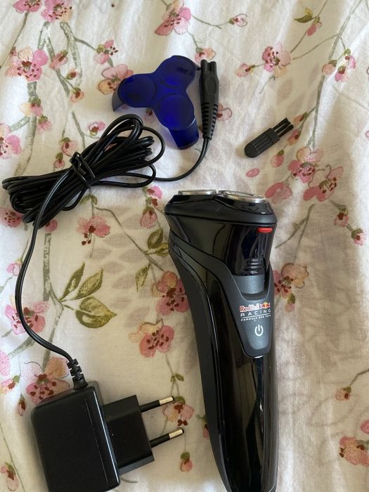 Aparat de ras electri