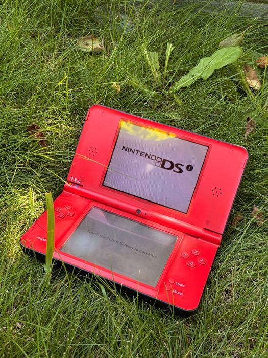 Nintendo DSi XL