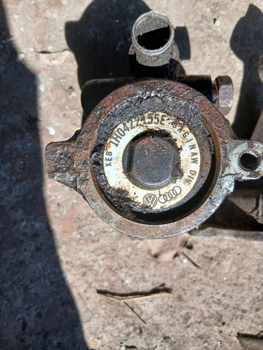 Продам запчасти.