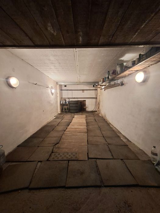 В продаже гараж на Стрелке