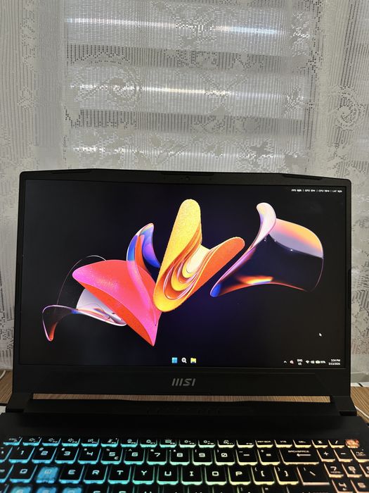 Laptop MSI Katana 15 + MOUSE + COOLER / 144hz, i7 13620h 4,9ghz si RTX 4050