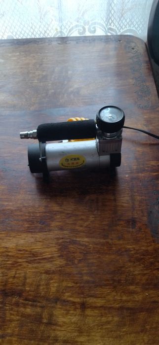 Насос для автомобиля