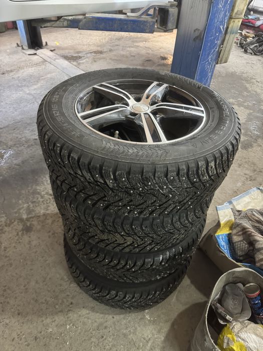 Резина с дисками новые диски.