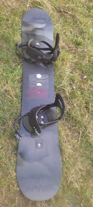 Snowboard Salomon156 cm și legaturi