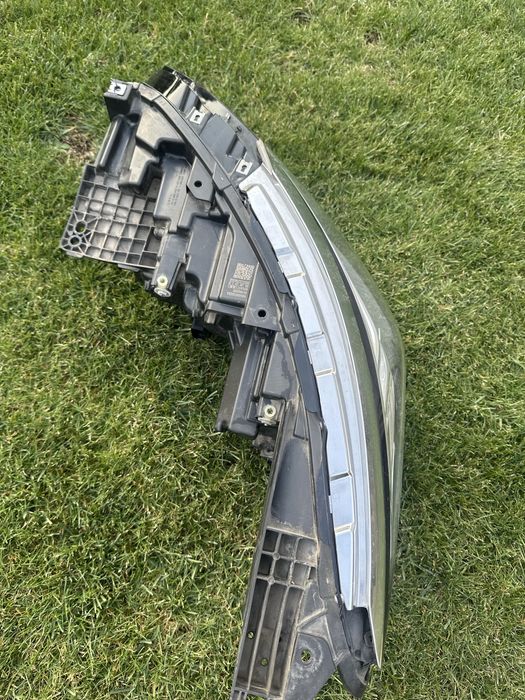 Фара передняя правая на Exeed (VX)