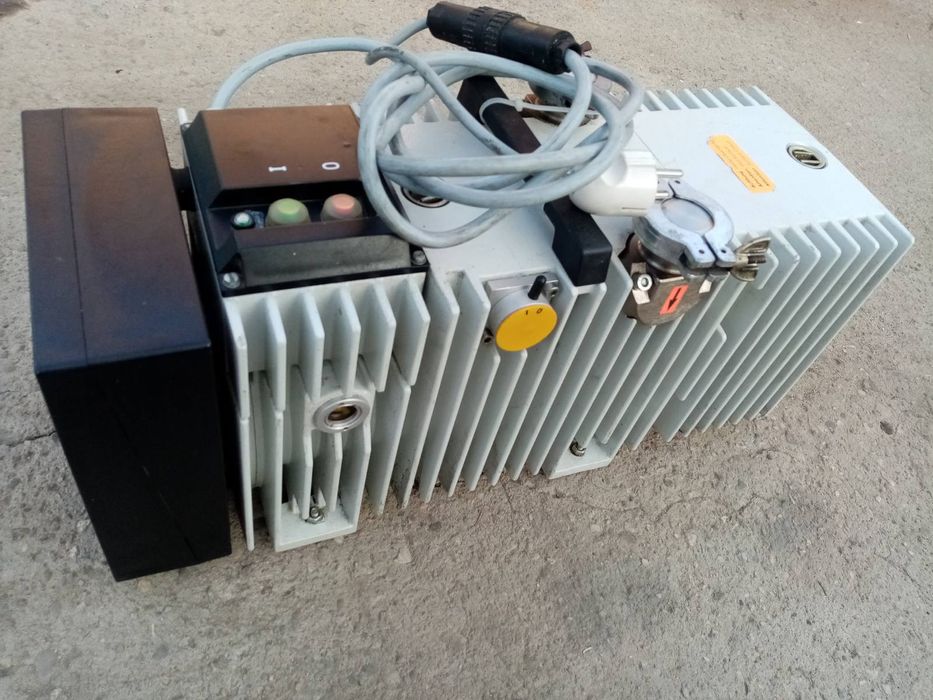 Вакум помпа в отлично състояние