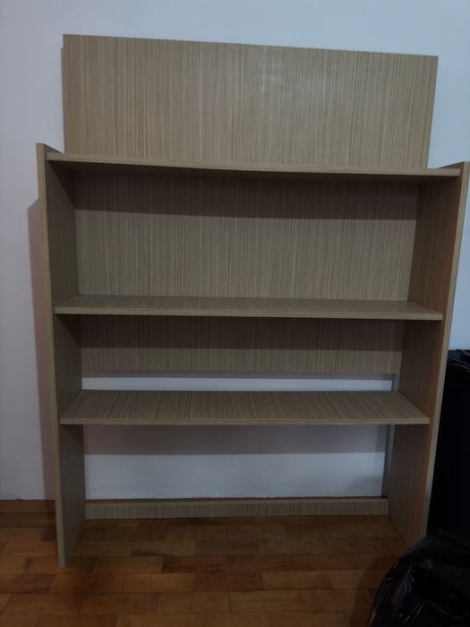 birou cu sertare si etajere