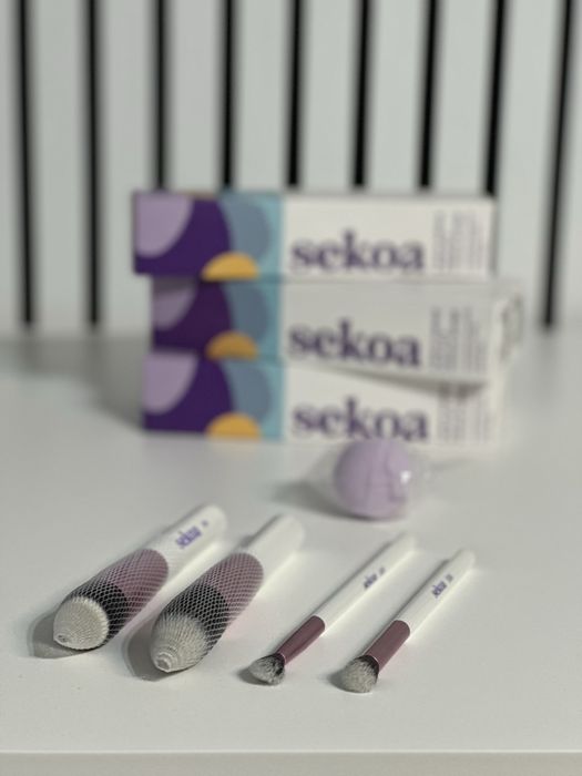 Set 4 Pensule Machiaj Si Burete SEKOA Make Up Machiaj Calitate Foarte Bun Design Deosebit Maner Perlat Set Nou