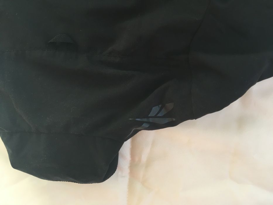 Ново с етикет REEBOK анцуг горнище горница черно оригинално