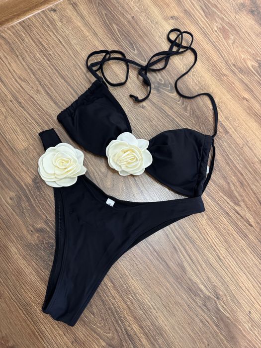 Срочно продам купальники