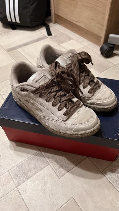 Кроссовки Reebok для девочки 36 размер