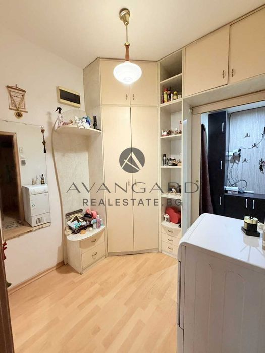 Продава се Тристаен апартамент в Пловдив, Кючук Париж - 60 кв.м за 1950 €/кв.м - Снимка #11