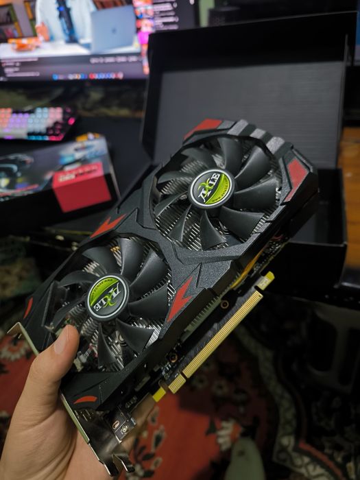 RX 580. 8 GB 2048CP.