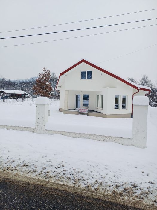 Casa finisata de vanzare Tautii Magheraus strada 16 (drumul Baitei)