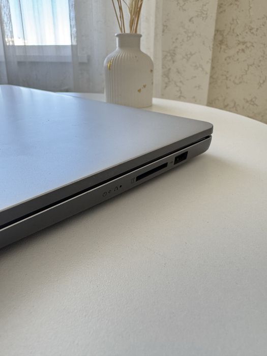 Продаю Ноутбук Lenovo IdeaPad 1