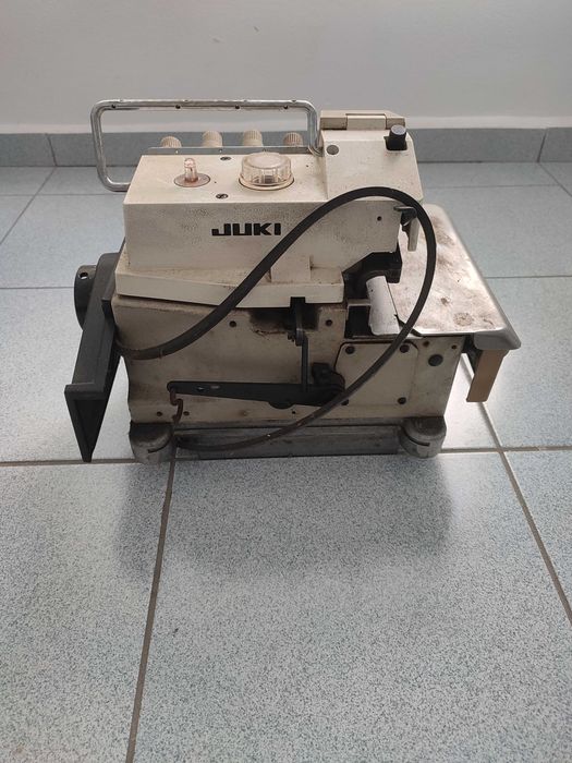 Професионален индустриален оверлог с пико JUKI MO-2500 (комплект с маса и мотор), Жуки, шевна машина