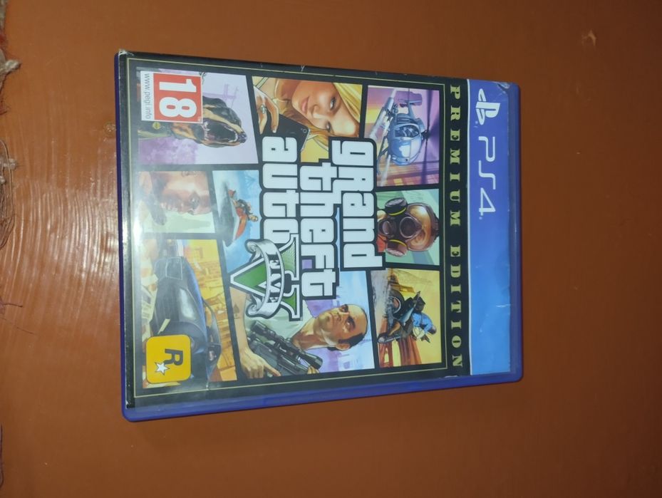 Отличный PlayStation 4