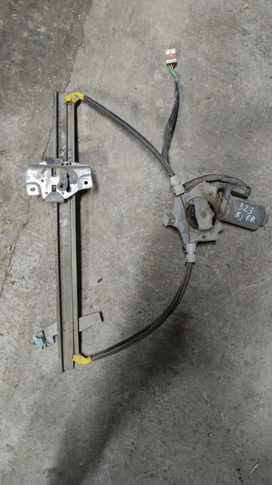 323 стеклоподъёмник