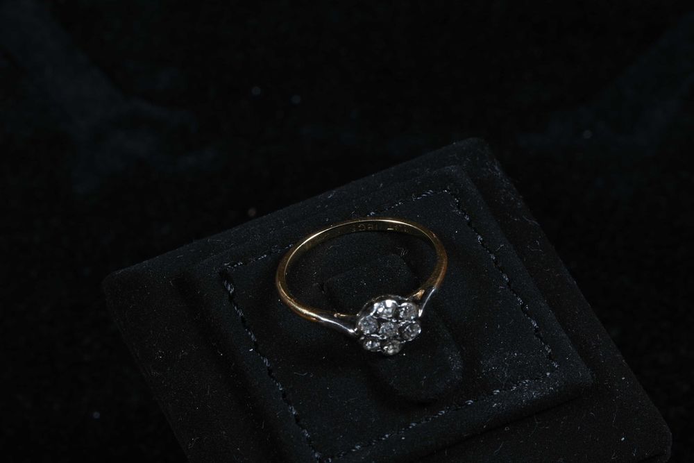 Пръстен Злато 750 и Платина, 7 Диаманта , 0.28 карата, Размер 53