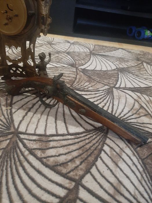 Кремъчен Пищов..