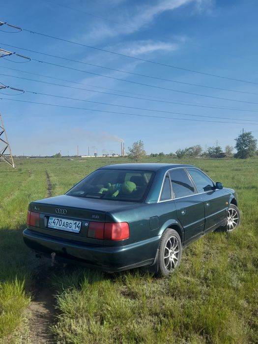 Продам машину Ауди А6 С4 97г