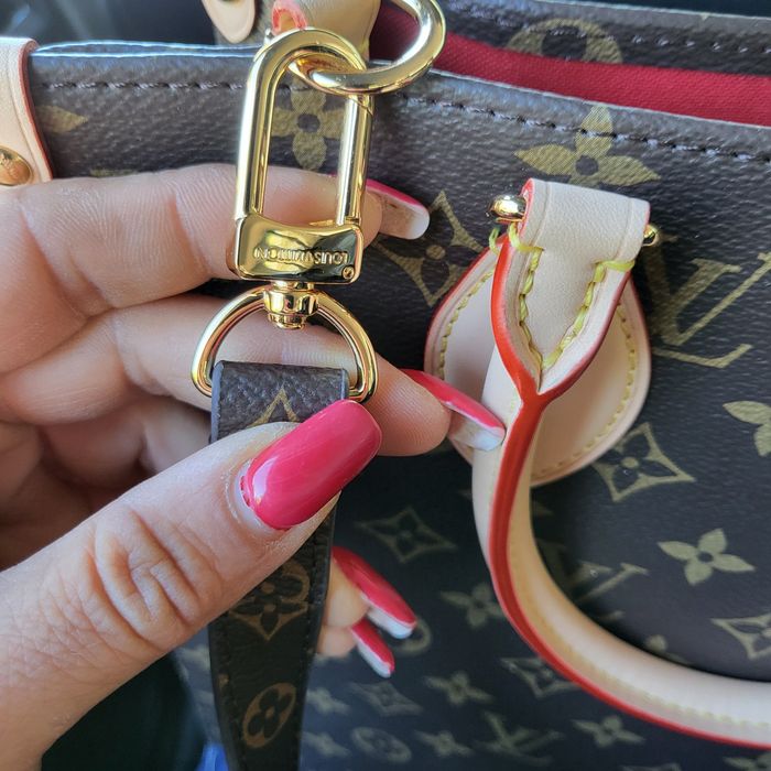 Louis Vuitton Sac Plat дамска чанта оригинал