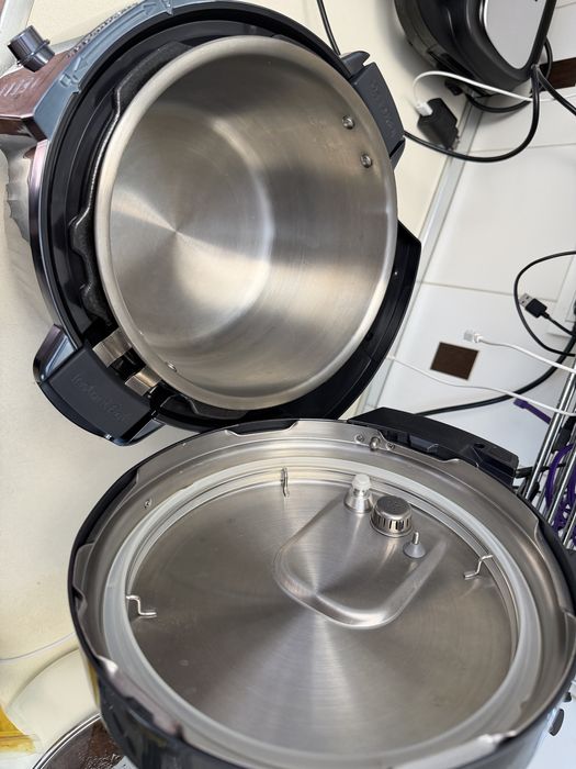 Multicooker Instant Pot pro- oala sub presiune 5,7l