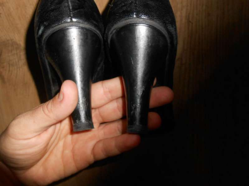 Естествена кожа 2 чифта за 15лв